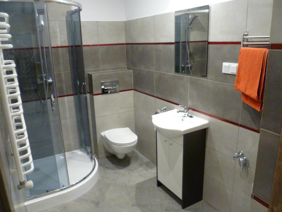 Klimatyczny Domek - Apartamenty & Noclegi Slawecin エクステリア 写真