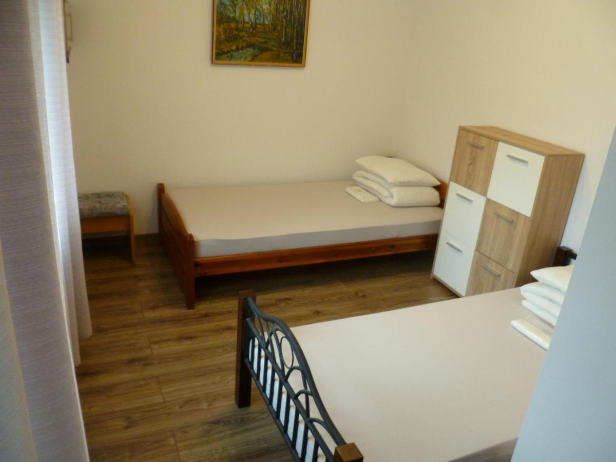 Klimatyczny Domek - Apartamenty & Noclegi Slawecin エクステリア 写真