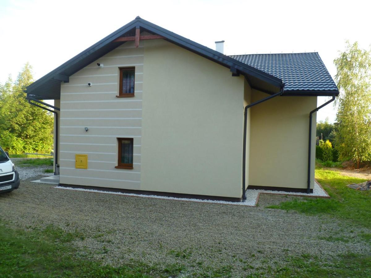 Klimatyczny Domek - Apartamenty & Noclegi Slawecin エクステリア 写真