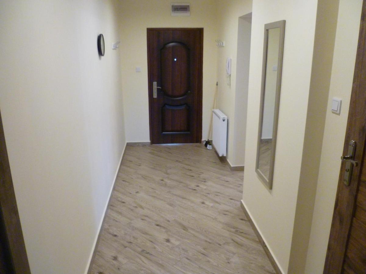 Klimatyczny Domek - Apartamenty & Noclegi Slawecin エクステリア 写真