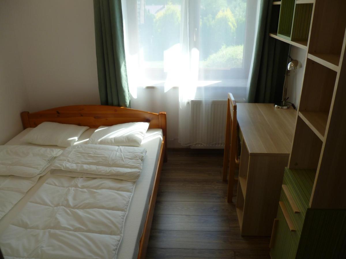 Klimatyczny Domek - Apartamenty & Noclegi Slawecin エクステリア 写真