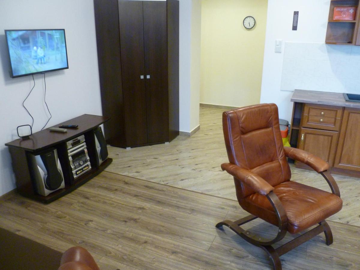 Klimatyczny Domek - Apartamenty & Noclegi Slawecin エクステリア 写真
